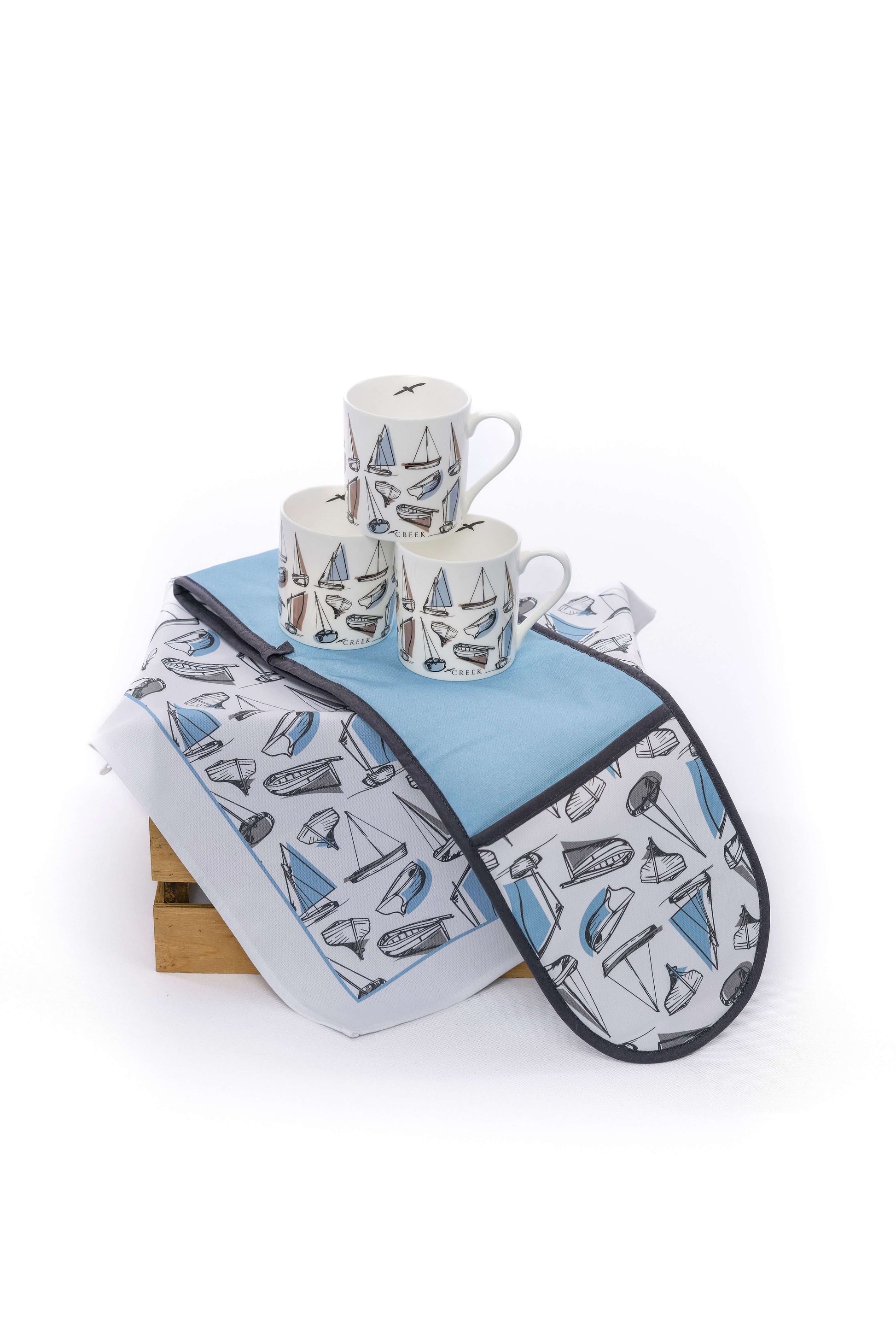 Soft cotton tea towel with nautical coastal pattern – Creek Lifestyle