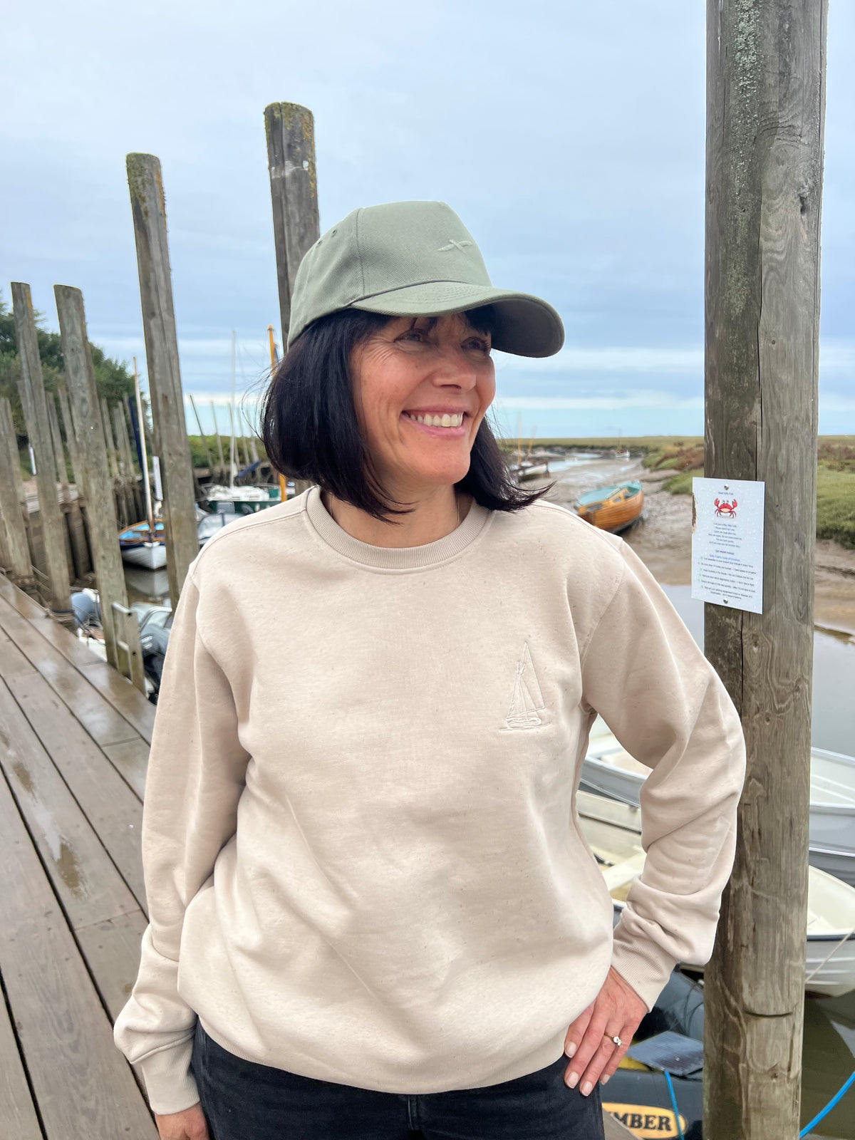 Signature Sailboat – Embroidered Organic Cotton Sweatshirt – Sand