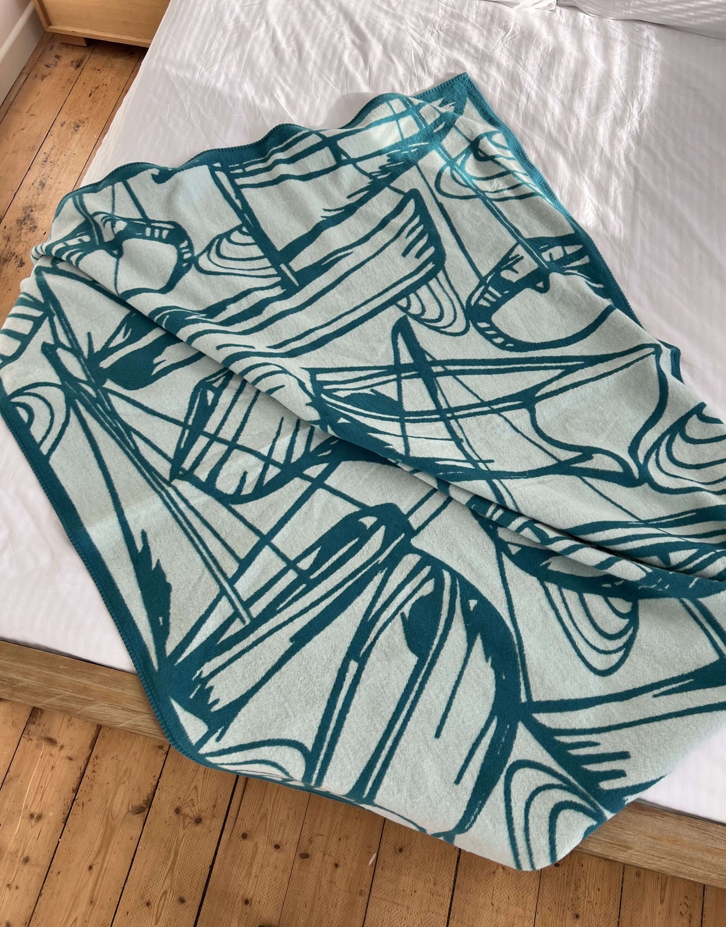 Lino Boats Coastal Blanket – Recycled Cotton